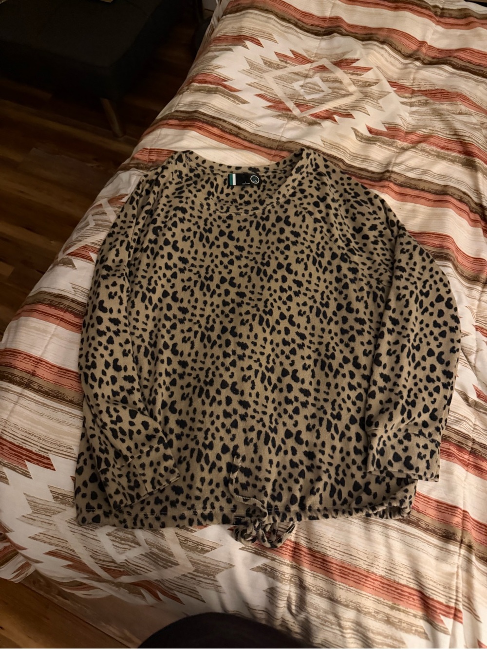 Women’s size large top